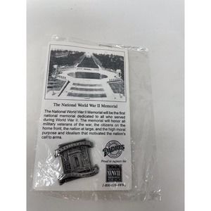 The National World War II Memorial San Diego Padres Pin Militaria